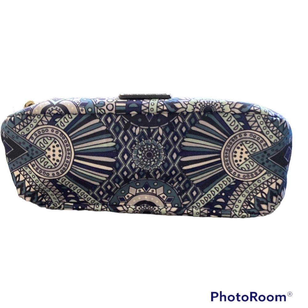 Sakroots Navy Wanderlust Essential Medium Cosmetic Bag Accessory Bag Mandala NWT - Picture 5 of 10